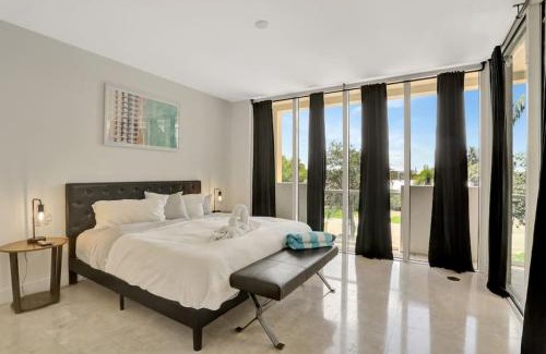 Deerfield Beach Apartamento | Coastal Condo Deerfield Beach Retreat 3 bed 2 bath