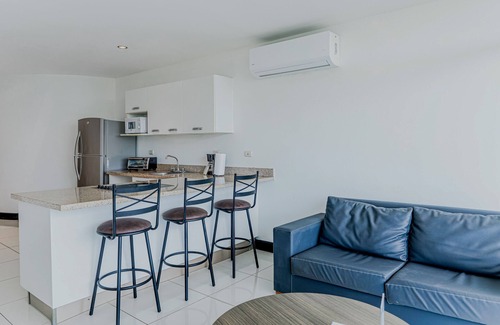 Puntarenas Condominio | Coastal condo with stunning sea views, rain shower & private balcony escape
