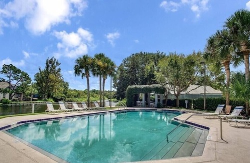 Palm Valley Casa | Coastal Cottage - short drive to the beach, close to TPC
