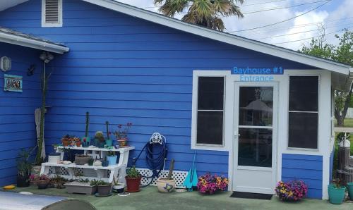 Palacios Casa | Coastal Cottage Bay House