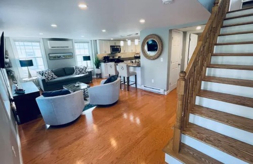 Kittery Cabaña | Coastal Cottage - Porch, Grill, Walk to Portsmouth
