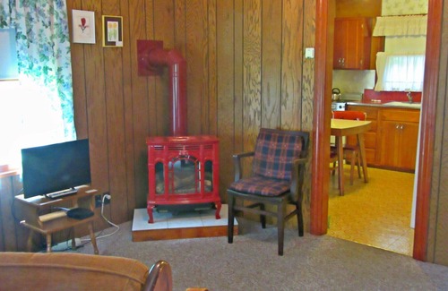 Sturgeon Bay Cabaña | Coastal Cottage Complejo turístico. Cómoda casa acogedora. Duerme hasta 5, WiFi gratuito, aislado
