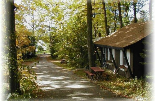 Sturgeon Bay Cabaña | Coastal Cottage Complejo turístico. Cómoda casa acogedora. Duerme hasta 5, WiFi gratuito, aislado