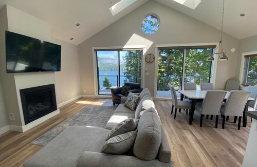 Port Renfrew Apartamento | Coastal Cottages