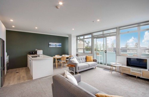 Bluff Hill Casa | Coastal Crib - Napier Holiday Apartment