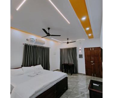 Kuzhuppilly Casa | Coastal Den Homestay