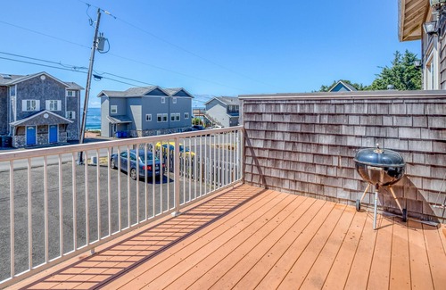Nelscott Casa | Coastal Dream