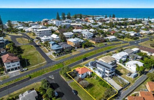 Yamba Casa | Coastal Echo - Oceanstays - Pet Friendly