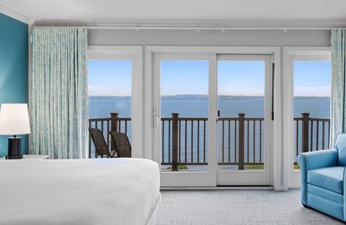 Jamestown Complejo | Coastal Escape: 2-Bedroom Suite at Wyndham Newport Overlook