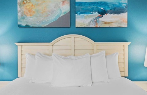 Jamestown Complejo | Coastal Escape: 2-Bedroom Suite at Wyndham Newport Overlook