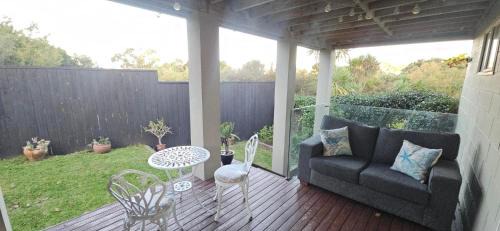 Mairangi Bay Casa | Coastal Escape in Mairangi Bay