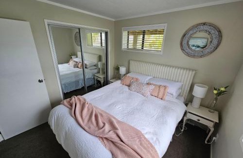 Mairangi Bay Casa | Coastal Escape in Mairangi Bay