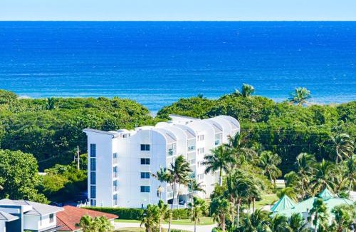 Boca Raton Apartamento | Coastal Escape - Pool - Beach