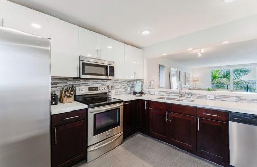 Boca Raton Apartamento | Coastal Escape - Pool - Beach