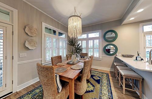 Litchfield by the Sea Casa | Coastal Escape