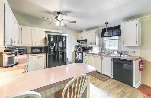 Carteret County Casa | Coastal Escape w/ Grill, Yard, Fire Pit & Decks!