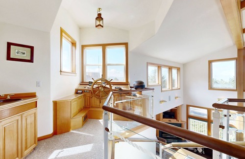 Rockaway Beach Casa | Coastal estate with private hot tub, enclosed yard, firepit, & game room