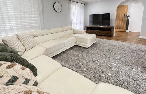 Golden Beach Casa | Coastal Family Home in Golden Beach - 2mins drive to Pumicestone Passage
