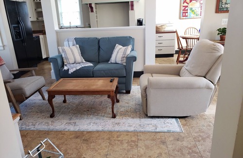 Tiverton Cabaña | Coastal Farm Cottage *Book 7 days receive $100 gift card*