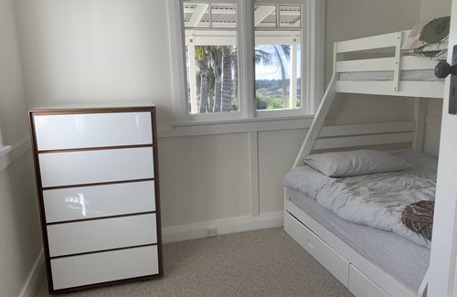 Pakiri Otro | Coastal Farmhouse- Stars, Spa and Birdsong