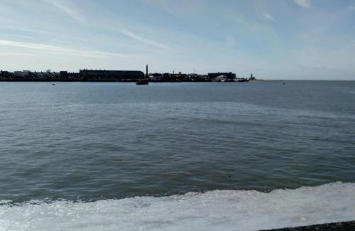 Knott End-on-Sea Casa | Coastal Garden Lodge
