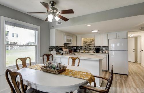 Garden City Casa | Coastal Gem of Murrells Inlet