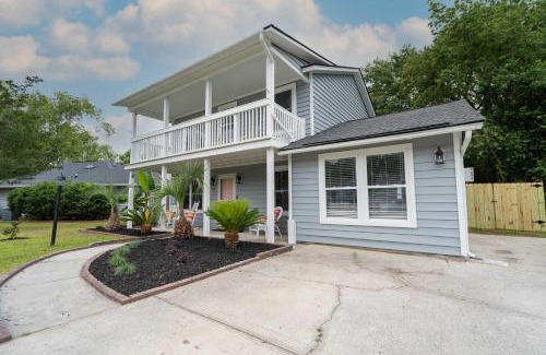 Mount Pleasant Casa | Coastal Haven 5 mins to Beach 15 mins to dtwn
