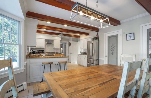 Jamesport Casa | Coastal Haven: Private Pool, Bay Access