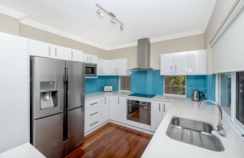 Mosman Park Casa | Coastal Hideaway; a cosy 3BR home ideal for relaxing retreats or family gatherings