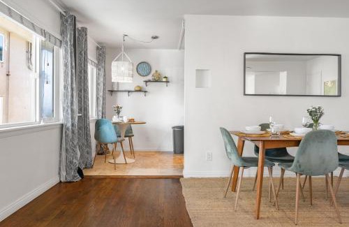 Village of La Jolla Casa | Coastal Hideaway