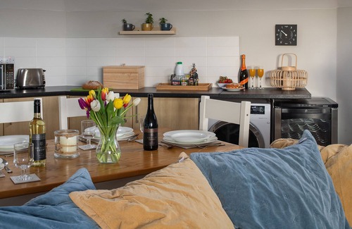 Burry Port Apartamento | Coastal holiday apartment with glorious views