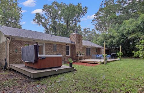 Whitemarsh Island Casa | Coastal Home 3br, 2ba & Hot Tub In Savannah&tybee