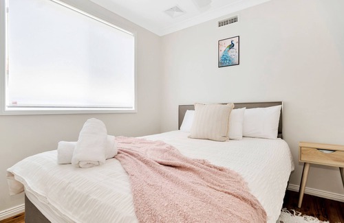 Long Jetty Casa | Coastal Home/Outdoor Spa-10mins from the beach