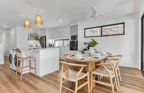 Tweed Heads Casa | Coastal Home Retreat - Spacious, Sleeps 12