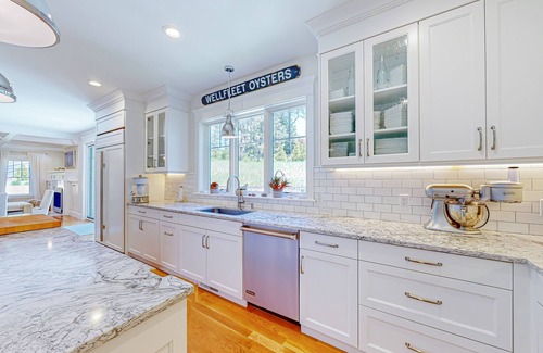 North Chatham Casa | Coastal home w/ saltwater pool, private beach access & chef's kitchen - dogs OK