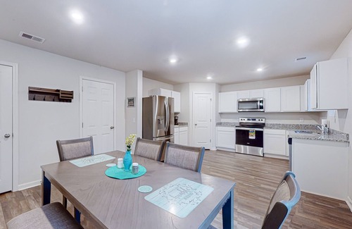 St. James Casa | Coastal home with community pool, close to beach and local attractions