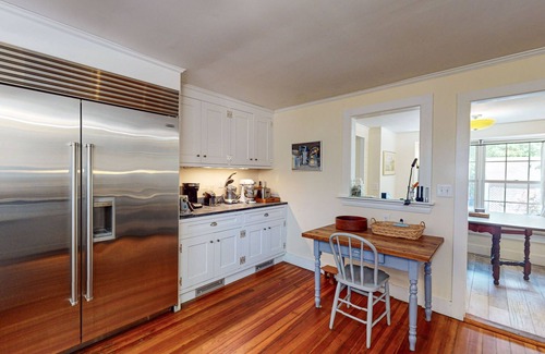 West Hyannisport Casa | Coastal home with screened porch, W/D, & amazing location