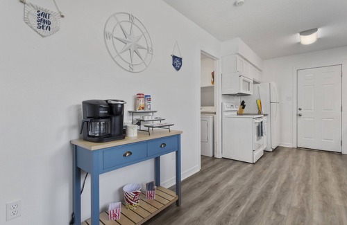 Mississippi City Apartamento | Coastal Inspired Duplex. Close to the beach! #1