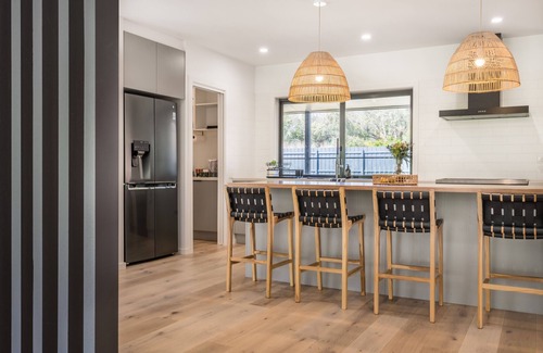 Fingal Casa | Coastal Luxe - Heated pool, tennis court, sauna, privately set on gated acreage