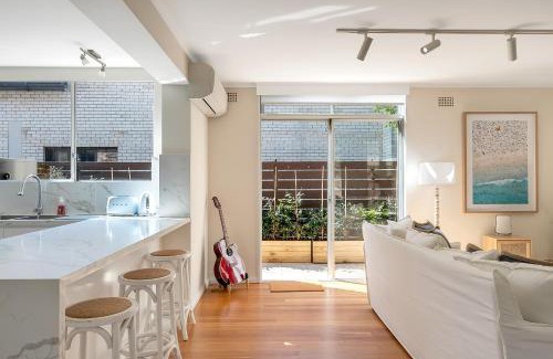 Mosman Casa | COASTAL-LUXE TOWNHOUSE/ MOSMAN