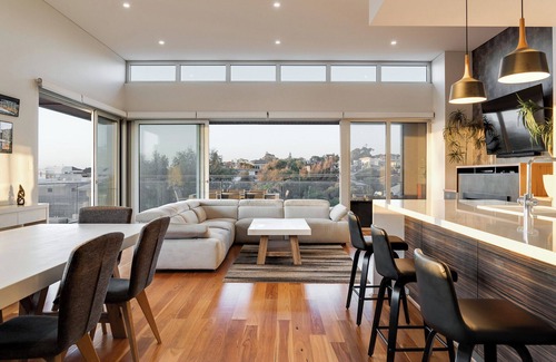 Marmion Casa | Coastal Luxury with Sunset Views