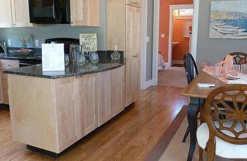 Seaglass Village Cabaña | Quiet Cottage On Dead End Street - Comes With Golf Cart!