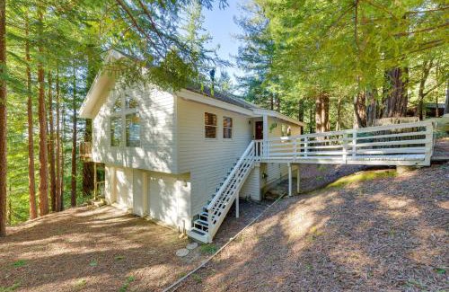 Gualala Casa | Coastal NorCal Sanctuary with Ocean and Redwoods Views