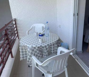 Polichrono Apartamento | Coastal Oasis