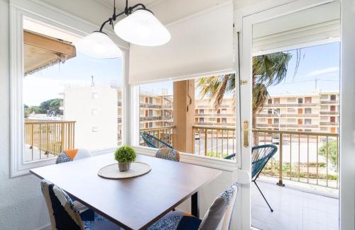 Vilafortuny Apartamento | Coastal Paradise & Cozy Home with a 100m from the Beach!
