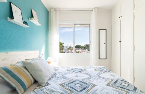 Vilafortuny Apartamento | Coastal Paradise & Cozy Home with a 100m from the Beach!