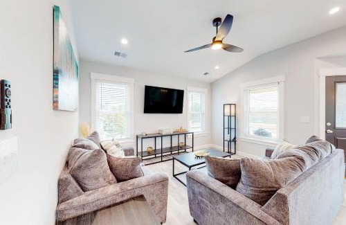 Avon Casa | Coastal Paradise