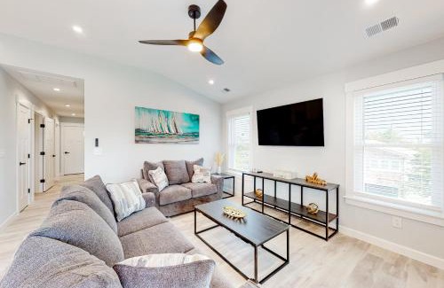 Avon Casa | Coastal Paradise