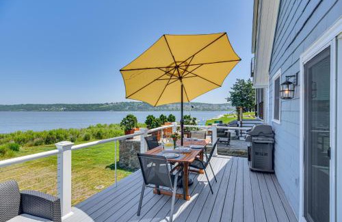 Portsmouth Casa | Coastal Portsmouth Home with Bay Access Near Newport