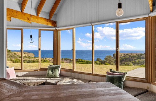 Kilcunda Casa | COASTAL RETREAT FOR ALL SEASONS 2-12 GUESTS